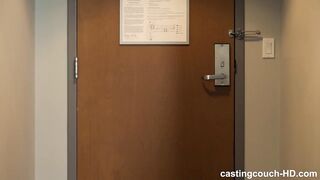 Solana a fiatal fekete kisasszony a castingon járt