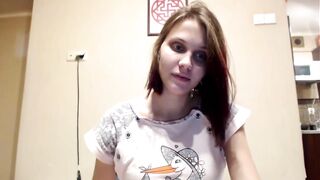 Lilly a terhes tini lány maszturbálása