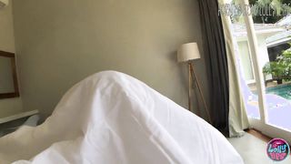 A nevelő húgocskám perverz szokása