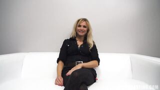 Fiatal milf anyuci járt a castingon