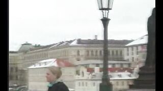 Hájas amatőr hatalmas tőgyes magyar csajszi popsiba baszva