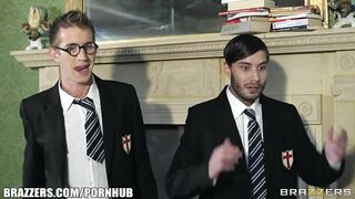 Tarra White a bombázó sulis kurva