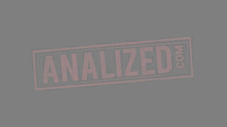 Sarah Banks élvezi a hardcore anált