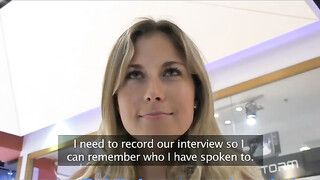 Jennifer pénzért a verdában baszik