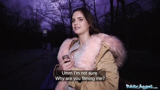 20 éves hatalmas tőgyes amatőr tini
