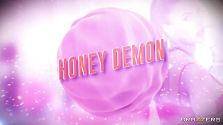 Honey Demon a gyönyörű fitt milf anyuci