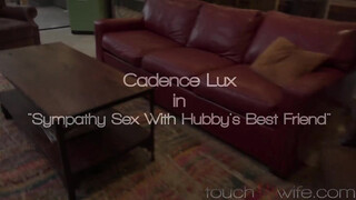 Cadence Lux fiatalabb pélót akar