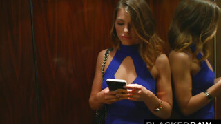 Adriana Chechik ánusza szétbaszva