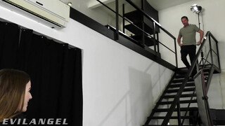 EvilAngel - Eveline Dellai a fotóssal szexel