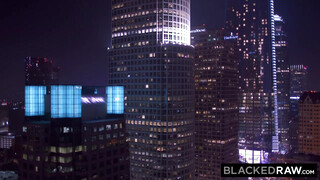 BlackedRaw - Paige Owens csoport szex bulija