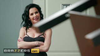 Brazzers - Veronica Avluv ánusza megrakva