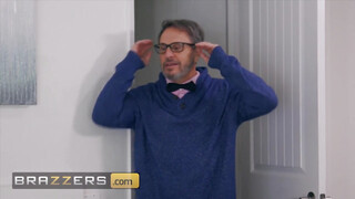 Brazzers - Kristen Scott az apja haverjával közösül