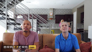 Brazzers - Bridgette B kettő behatolása