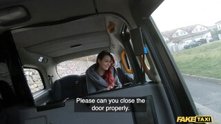 Fake Taxi - Cindy Shine a taxis faszát akarja