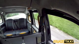 Fake Taxi - Alice Judge análba tolva a taxiban