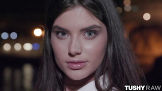 TUSHYRAW - Stefany Kyler élvezi a popó szexet