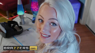 Brazzers - Nicolette Shea élvezi ha rendesen döngetik