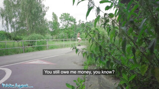 Public Agent - Ariela Donovan benne van a szexben