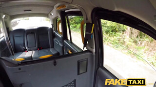 Fake Taxi - Barbie Sins popóba dugva