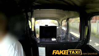 Faketaxi - most komolyan beleélveztél a pinámba ?