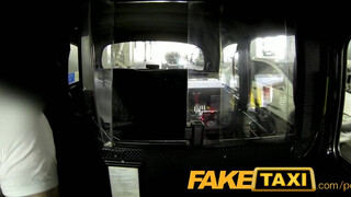 FakeTaxi - kanadai túrista megismeri Londont