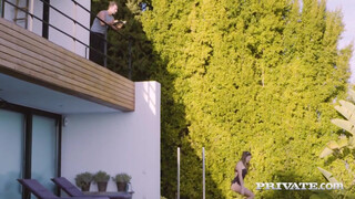 Private.com - Talia Mint a szomszéd hapsival szexel