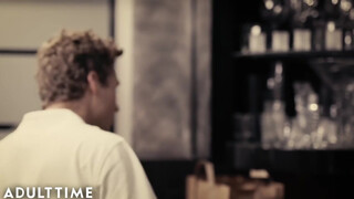 ADULT TIME - Erica Lauren az vén Milf jól kúr még mindíg