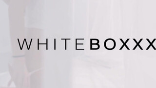 WHITEBOXXX - Vinna Reed kúrel a személyi edzőjével