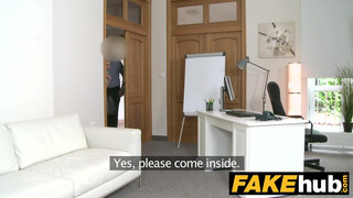 Fake Agent - félénk csajszi csak fotókat szeretett volna