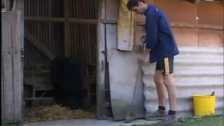 Vidéki érett nő hátsó bejáratba tolva