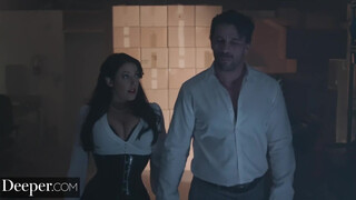 Deeper - Angela White és az öltönyös pasik