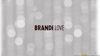 Brandi Love meglovagolja a dákót - Brazzers