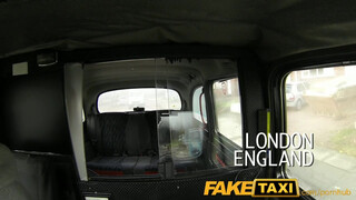 FakeTaxi - telt csoki hajú lány pénzért mindent bevállal