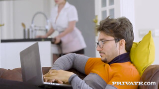 Private-com - Alice Wayne a nagy tőgyes szobalány