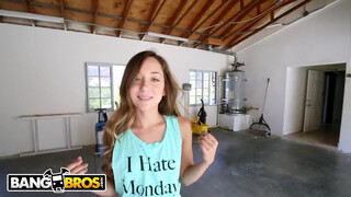 BANGBROS - Remy Lacroix puncijába alig fér be