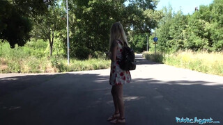 Public Agent - Sophia Grace pénzért bekapja a pélót