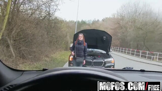 Stranded Teens - az elromlott autó és a baszás különös kapcsolata