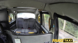 Fake Taxi - Julia de Lucia a tökéletes testű tini