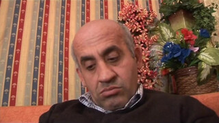 Idős csávó faszára rácuppan a tini csajszi