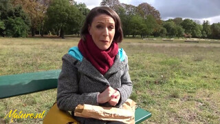 Francia házastárs popsiba baszva