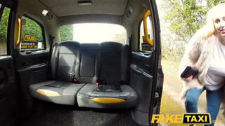 Fake Taxi - Hatalmas didkós világos szőke megkefélve