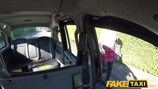 Fake Taxi - Kylie Nymphette a kurva fősulis spiné