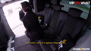 FuckedInTraffic - Jocelyne gyönyörű cseh bige és a sofőr