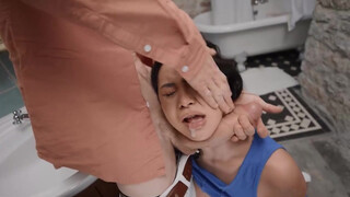 Brazzers - Ruby Sims benyeli a méretes fehér kárót