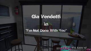 Gia Vendetti a fullos hosszú combú brazil