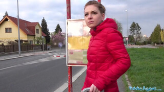 Public Agent - Amatőr picsa pénzért meghágva