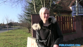 Public Agent - cseh picsa kopasz pinácskája