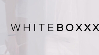 WhiteBoxxx - kicsmellű kisasszony alaposan megdugva