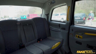 Fake Taxi - Francia escortos lány megkefélve