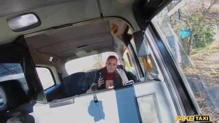 Fake Taxi - Óriás tőgyes latin lány